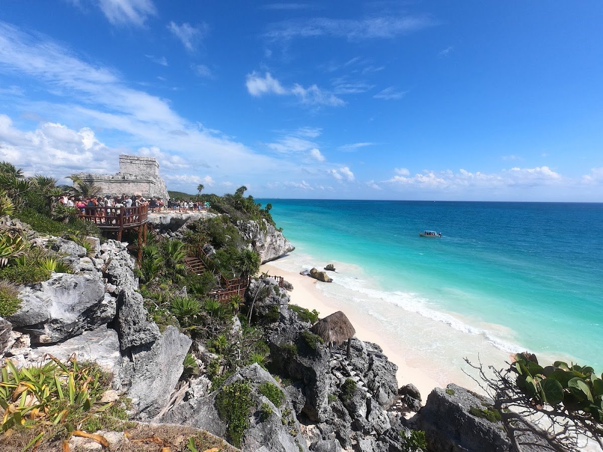 Playa Ruinas